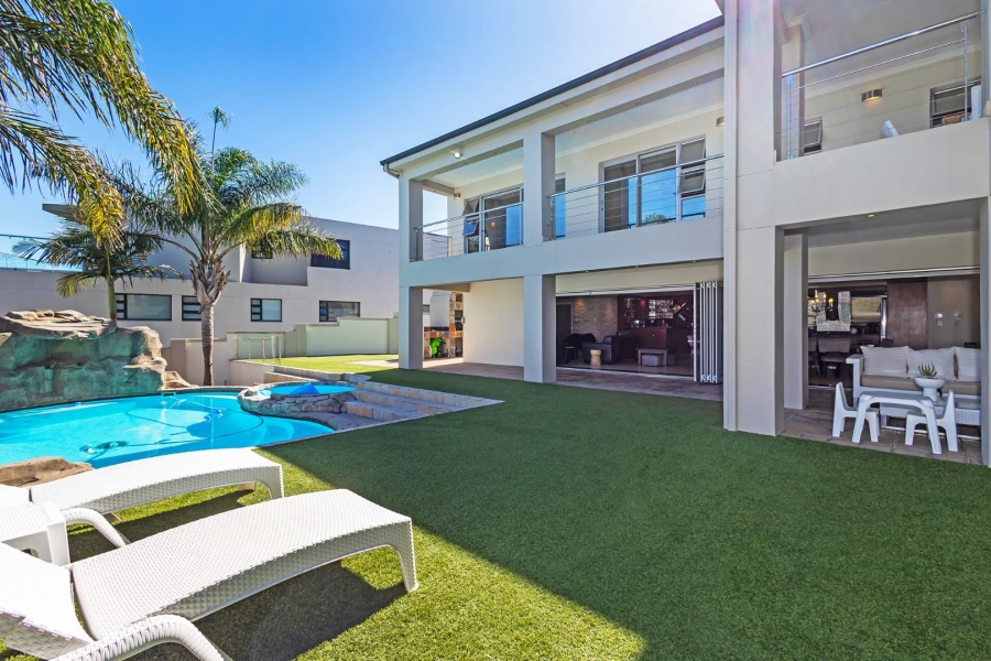 6 Bedroom Property for Sale in Baronetcy Estate Western Cape